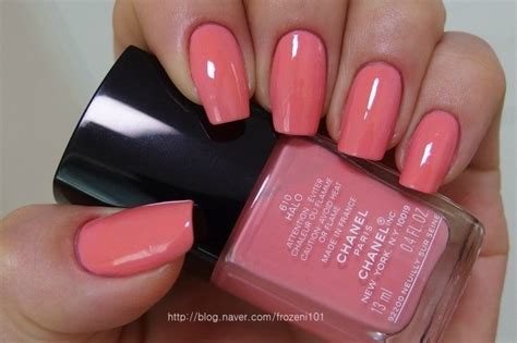 chanel vernis 610 halo.